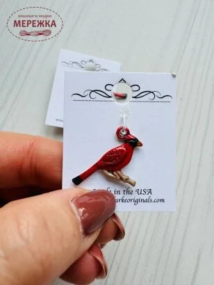 Фото Susan Clarke Originals Cardinal Charm C-809 - Пришивний елемент
