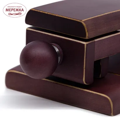 Фото Станок для вишивання Velke Potoky для кріплення пялець Cross Stitch Stand Modern Cherry