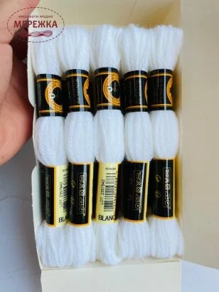 Фотографія DMC Colbert Lane BLANC