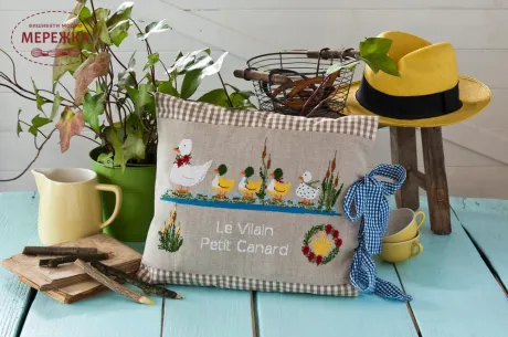 Фото Creation Point de Croix Журнал Agenda / Calendrier 2018 Lilli Violette