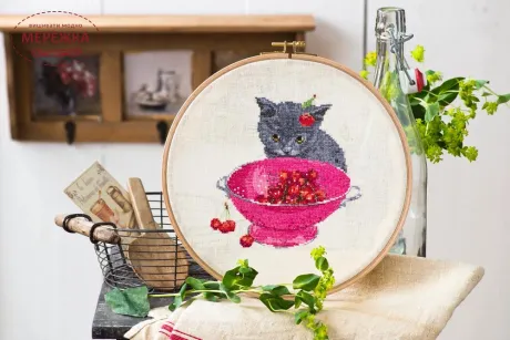 Фото Creation Point de Croix Журнал Agenda / Calendrier 2017 Helene Le Berre