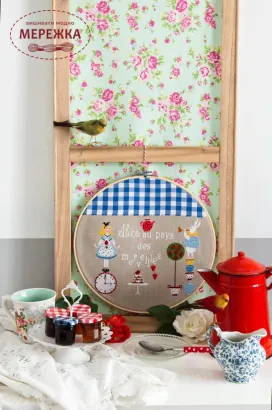 Фото Creation Point de Croix Журнал Agenda / Calendrier 2018 Lilli Violette