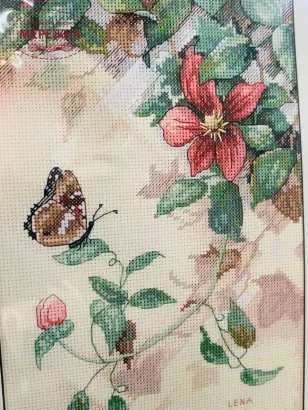 Фото набір для вишивання Dimensions Метелик та клематиси 13686