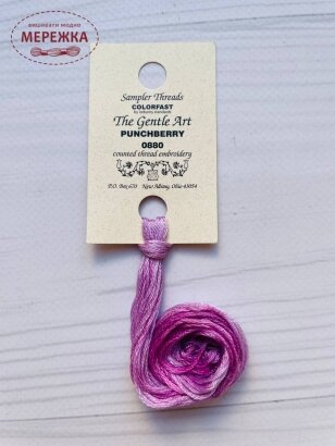 Фото The Gentle Art Sampler Threads Punchberry 0880