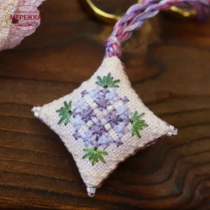 Фото Набір для вишивання хрестиком TelaArtis Квітучий чохол і маячок на ножиці Х-372