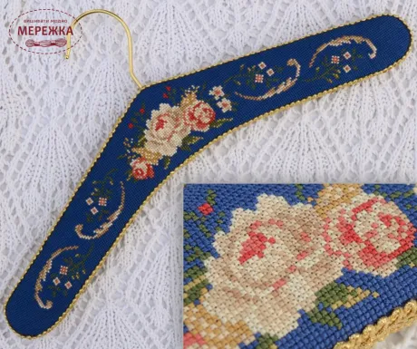 Фото Набір для вишивання хрестиком TelaArtis Плечики "Півонії на синьому" Х-702