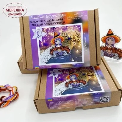 Фото Набір для вишивання хрестиком Сузір'я Єдинорога Відьмочка, що вишиває (прозора з гнучкого пластика+підставка) 1065