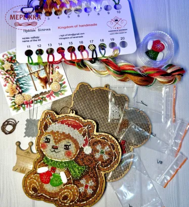 Фото Набір для вишивання хрестиком Kingdom of Handmade по дереву Пряник Білочка GB-03