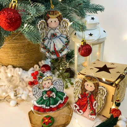 Фото Набір для вишивання хрестиком Сузір'я Єдинорога Зелений янгол Різдва (акрил на підвісі) 1052 а