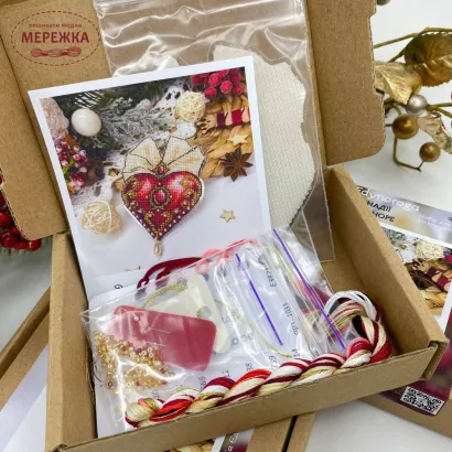 Фото Набір для вишивання хрестиком Сузір'я Єдинорога Серце надії (прозора з гнучкого пластика з підвісом) 1033 гн