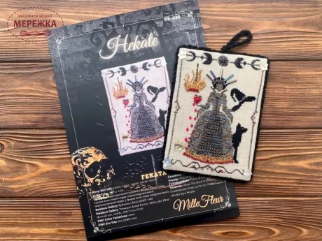 Фото Вікторія Попович Схема Hekate (Геката) +пак бісеру та ниток (original) VP-033