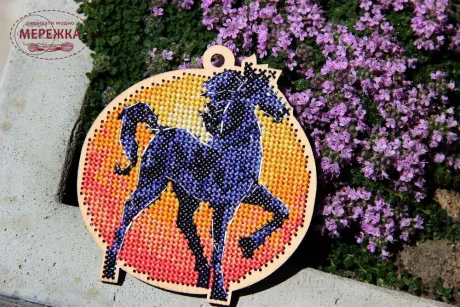 Фото Набір для вишивання хрестиком Фрузелок Кінь 1704