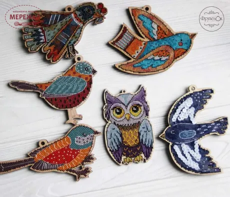 Фото Набір для вишивання хрестиком Фрузелок Уляна 0248