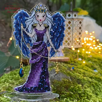 Фото Набір для вишивання хрестиком Сузір'я Єдинорога Чарівниця ночі (основа з гнучкого пластика +підставка) 1060 гн