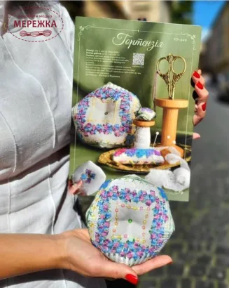 Фото Вікторія Попович Схема Hydrangea (Гортензія) VP-043