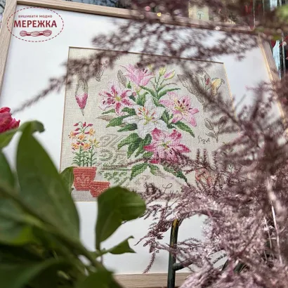 Фото Les Brodeuses Parisiennes Схема Etude au Lys+тканина, пришивний шарм ETLL/CRE