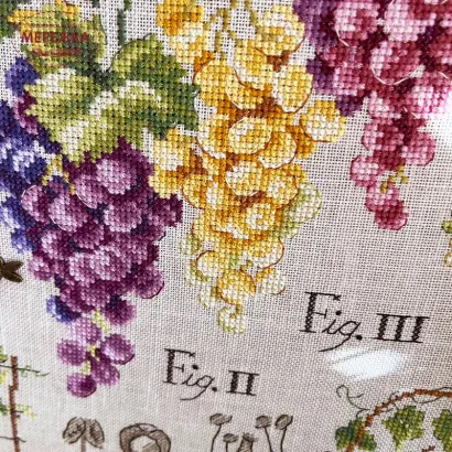 Фото Les Brodeuses Parisiennes Схема Etude aux "Raisins"+тканина, пришивний шарм EARL/CRE