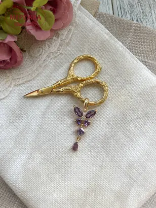 Фото Hobby Bee Маячок для ножиць Метелик бузковий