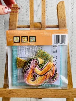 Набір для вишивання хрестиком Mill Hill Блакитні квіти фотографія