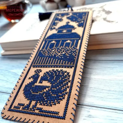 Фото Набір для вишивання хрестиком WonderlandCrafts на крафтовому картоні «Закладка – Княжий сад» WLZ-017
