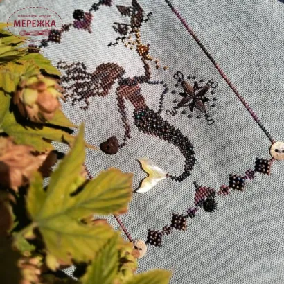 Фото Вікторія Попович Схема Siren (Сирена)+пак бісеру та ниток (original) VP-027