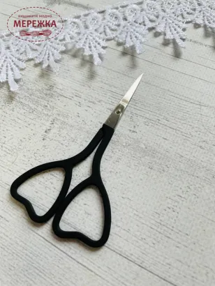 Фото ножиці Фейбо чорні сердечка