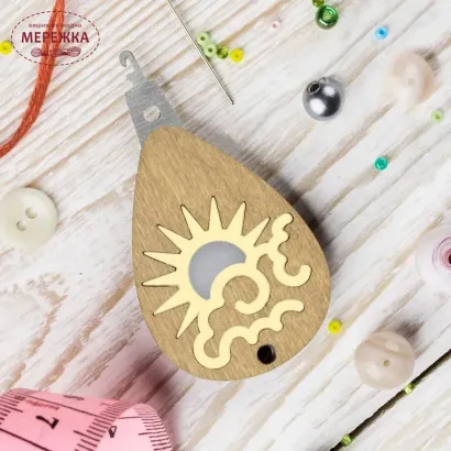 Фото Нитковдівач WonderlandCrafts дерево/пластик FLNT-038