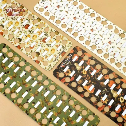 Фото Органайзер для муліне Кольорова картон, 4 шт., на 120 кольорів, мікс Осінніх малюнків ОК-01/4(мікс)