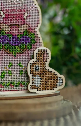 Фото Набір для вишивання хрестиком Затишні хрестики Дівчина Весна М018