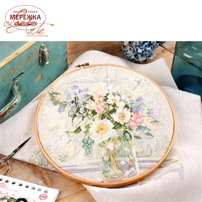 Фото Набір для вишивання хрестиком Lanarte Bouquet of Flowers PN-0168743