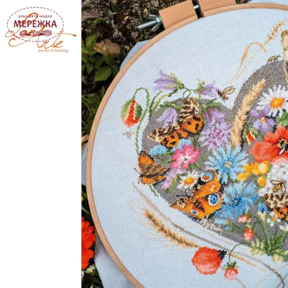 Фото Набір для вишивання хрестиком Lanarte A heart for flowers PN-0212837