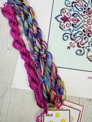 Dinky Dyes Designs silk pack (шовкові нитки) до схеми JM-076