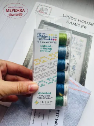 Фото Rosewood Manor Leeds House Sampler + нитки + тканина