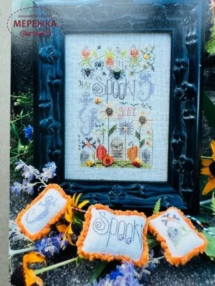 Фото Shepherd's Bush схема для вишивання Spooky Notes