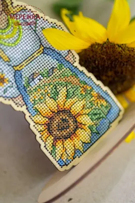 Фото Набір для вишивання хрестиком Затишні хрестики Сонячна М015