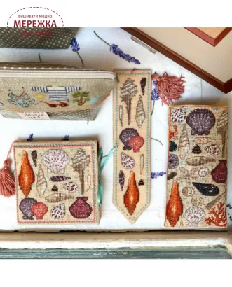 Фото Набір для вишивання хрестиком Le Bonheur des Dames Etui A Lunettes Seashells 3242