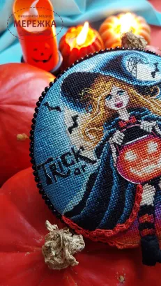 Фото Набір для вишивання хрестиком Ірина Наніашвілі Trick Or Treat. Пінкіп 103
